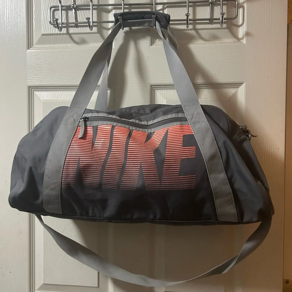 Nike Gray Duffel Bag with Pink/orange Gradient Logo